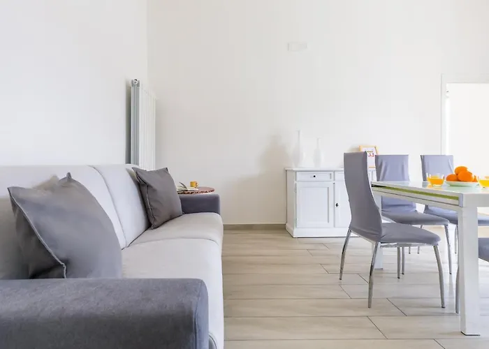 Chiara Modern Apartment By Wonderful Italy
